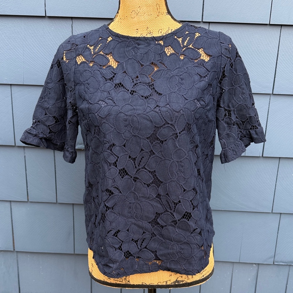 Monteau Navy Blue Floral Lace Short Sleeve Tee medium